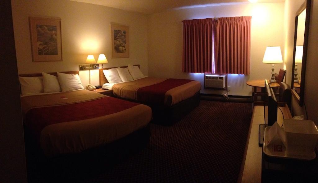อีโคโนลอดจ์ เอสคานาบา Hotel ภายนอก รูปภาพ